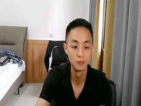 Snapshot of davidboys chatting on 05/08/26, 07:25 davidboys online show from 05/08/26, 07:25