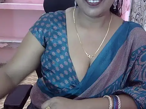 Rubi 012 online show from 04/11/26, 07:35