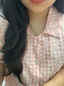 Rosecute11 online show from 04/17/26, 03:26
