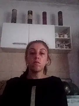 Skinnygirljulie online show from 04/07/26, 09:26