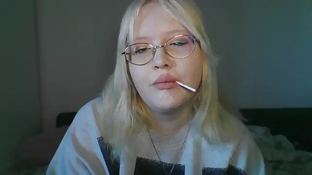 Snapshot of Elayne_Sweet chatting on 04/26/26, 06:11 Elayne Sweet online show from 04/26/26, 06:11