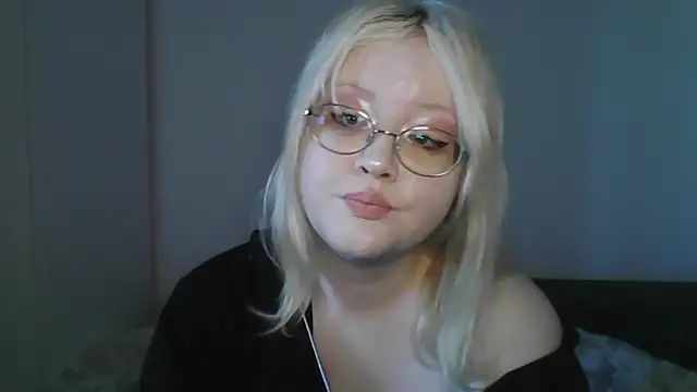 Snapshot of Elayne_Sweet chatting on 05/02/26, 06:07 Elayne Sweet online show from 05/02/26, 06:07