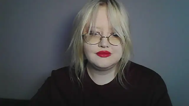 Snapshot of Elayne_Sweet chatting on 06/27/26, 06:07 Elayne Sweet online show from 06/27/26, 06:07