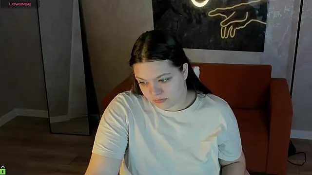 Snapshot of Evelyne_Loo chatting on 04/27/26, 01:14 Evelyne Loo online show from 04/27/26, 01:14