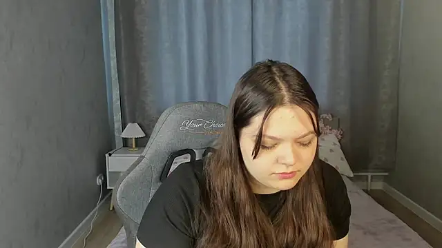 Snapshot of Evelyne_Loo chatting on 05/20/26, 12:39 Evelyne Loo online show from 05/20/26, 12:39