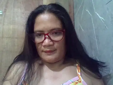 PinayZaira online show from 05/13/26, 11:33