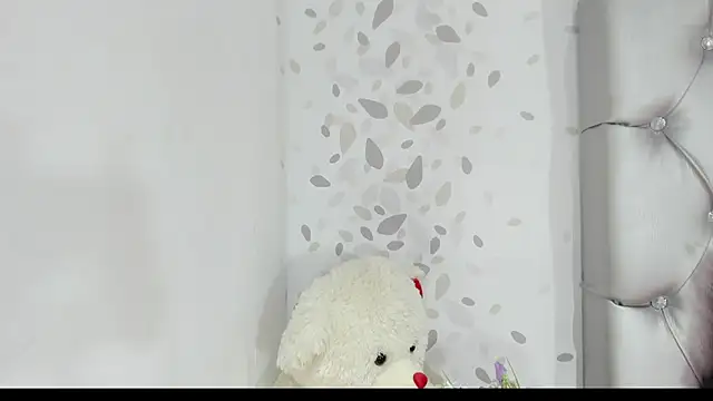 Snapshot of brenda_sofia69 chatting on 06/11/26, 03:10 brenda sofia69 online show from 06/11/26, 03:10