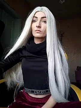 LaDaini online show from 04/01/26, 01:52