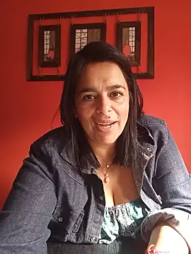 Snapshot of lucianamorocha chatting on 06/03/26, 04:23 lucianamorocha online show from 06/03/26, 04:23