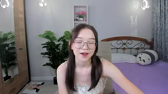 Snapshot of syuri_sun chatting on 07/01/26, 03:12 syuri sun online show from 07/01/26, 03:12