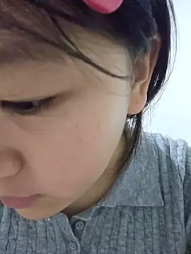 Snapshot of mianmian-666 chatting on 06/02/26, 12:51 mianmian-666 online show from 06/02/26, 12:51