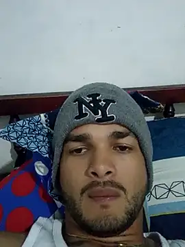 Nicolas Moncadas online show from 04/26/26, 06:16