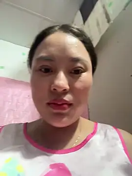Snapshot of Lina-Naughty chatting on 06/20/26, 03:15 Lina-Naughty online show from 06/20/26, 03:15