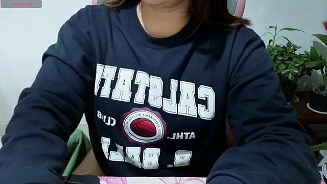 Snapshot of Elfi_333 chatting on 05/10/26, 03:01 Elfi 333 online show from 05/10/26, 03:01