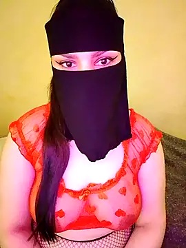 Queen Lola online show from 04/27/26, 03:32