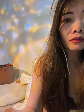 Xiaoyunduo1 online show from 05/05/26, 06:43