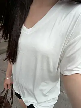 Xiaoyunduo1 online show from 05/18/26, 08:20