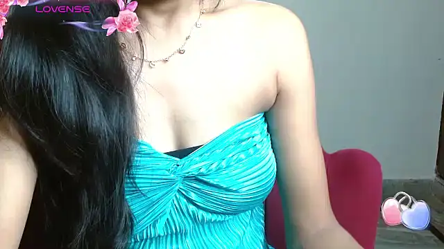 Snapshot of its_zalak chatting on 06/08/26, 08:42 its zalak online show from 06/08/26, 08:42