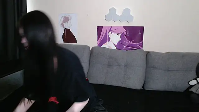 Snapshot of zxcouple chatting on 04/13/26, 12:43 zxcouple online show from 04/13/26, 12:43