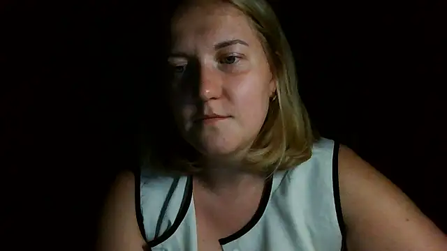 TinaKittyX online show from 06/29/26, 08:53