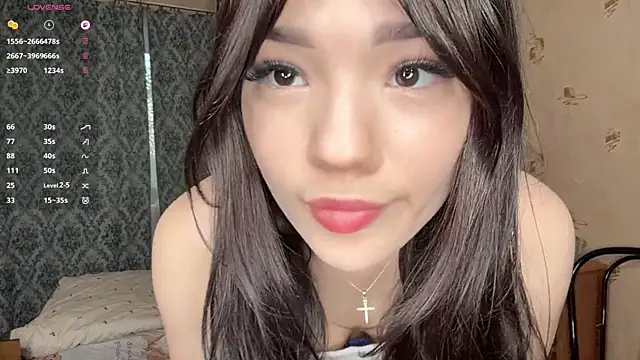 Snapshot of Barbie_Aria chatting on 05/06/26, 04:45 Barbie Aria online show from 05/06/26, 04:45