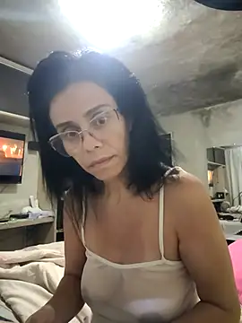 Snapshot of Cristotoza chatting on 05/09/26, 06:18 Cristotoza online show from 05/09/26, 06:18