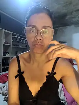 Snapshot of Cristotoza chatting on 05/19/26, 03:40 Cristotoza online show from 05/19/26, 03:40