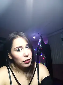 Aurora-Luz online show from 04/22/26, 01:41