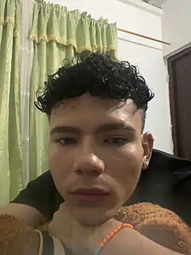 sebascuterouss online show from 04/23/26, 10:47