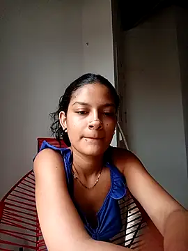 Snapshot of Lyra_Siren chatting on 04/21/26, 11:38 Lyra Siren online show from 04/21/26, 11:38