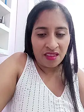 SofiaMendez1  online show from 04/30/26, 08:57