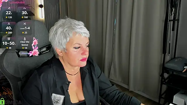 Linda Zef1r online show from 05/07/26, 01:00