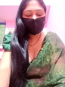 Pinki-girl online show from 05/05/26, 02:08
