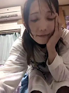 Snapshot of mikuchi1019 chatting on 07/28/26, 11:17 mikuchi1019 online show from 07/28/26, 11:17