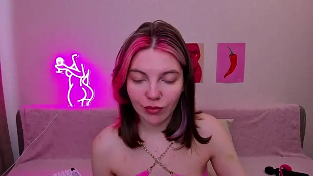Marie Reyess online show from 04/30/26, 03:24