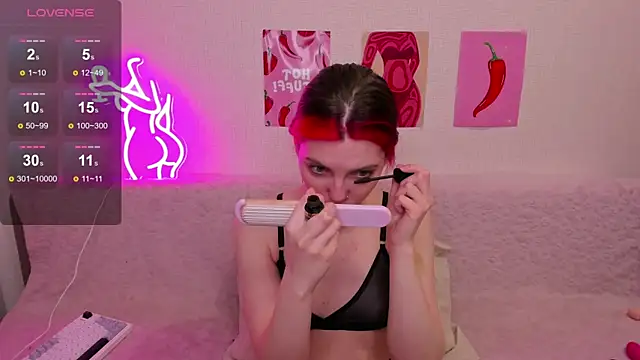 Marie Reyess online show from 05/03/26, 05:35