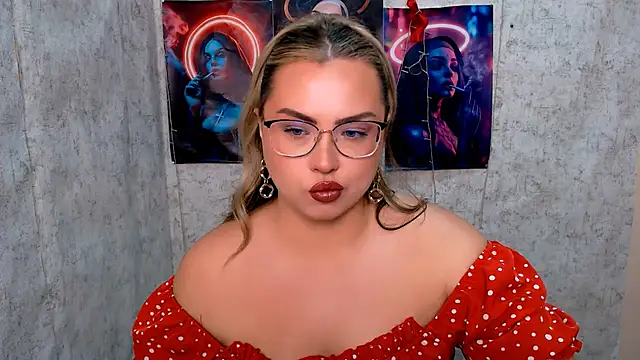 Snapshot of AminaSoul_ chatting on 04/17/26, 06:49 AminaSoul online show from 04/17/26, 06:49