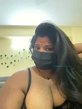 Snapshot of Shalu_naughty69 chatting on 05/26/26, 03:46 Shalu naughty69 online show from 05/26/26, 03:46