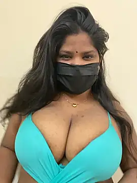 Snapshot of Shalu_naughty69 chatting on 05/27/26, 03:58 Shalu naughty69 online show from 05/27/26, 03:58