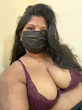 Snapshot of Shalu_naughty69 chatting on 07/04/26, 03:24 Shalu naughty69 online show from 07/04/26, 03:24