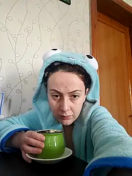 Snapshot of ElizabethDeRose chatting on 04/05/26, 11:51 ElizabethDeRose online show from 04/05/26, 11:51