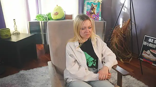 OliviaCaffery online show from 04/02/26, 04:43