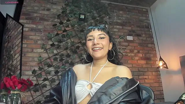 Hanna Clark   online show from 05/15/26, 02:46