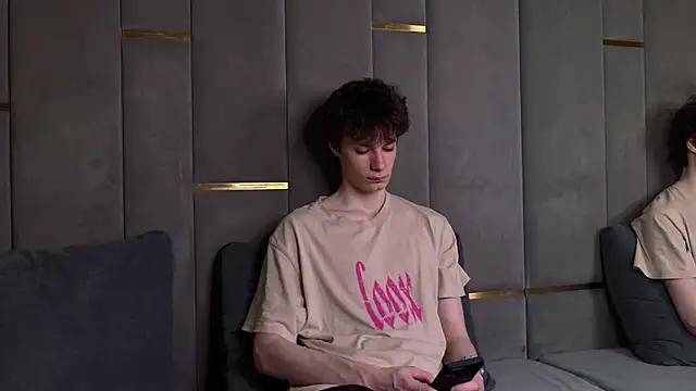 EdwardHogan online show from 04/05/26, 09:01