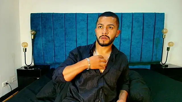 Enzo Vitale  online show from 04/05/26, 11:29