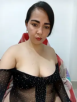Snapshot of Emily_Divi69 chatting on 05/02/26, 10:48 Emily Divi69 online show from 05/02/26, 10:48