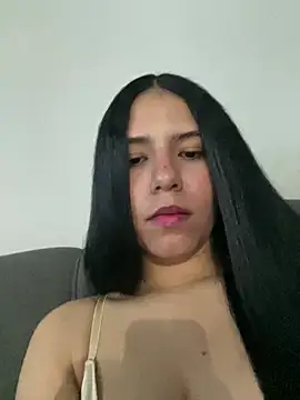 Snapshot of IsabelaRivers chatting on 05/02/26, 03:22 IsabelaRivers online show from 05/02/26, 03:22