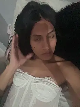 luna duque online show from 06/21/26, 04:26