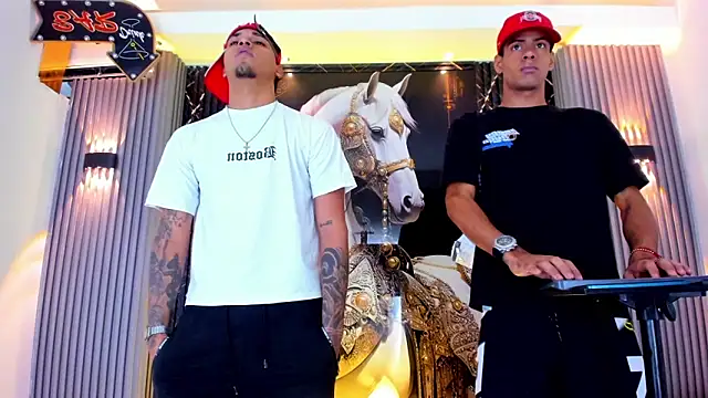 Snapshot of the_knights_of_the_night_ chatting on 04/06/26, 03:37 the knights of the night online show from 04/06/26, 03:37