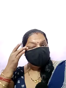 PINKI 024 online show from 04/30/26, 05:36